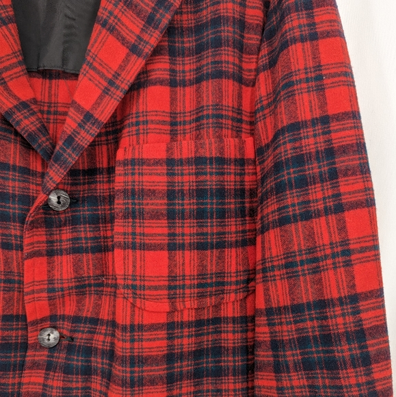 Pendleton Men's Overcoat Size 40 Vintage Red Plaid Thin 100% Wool - Picture 7 of 9